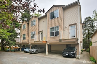 1140 N 92nd St Unit B, Seattle, WA 98103