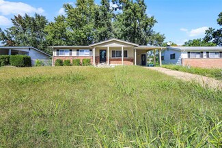 1447 Cove Ln, Saint Louis, MO 63138