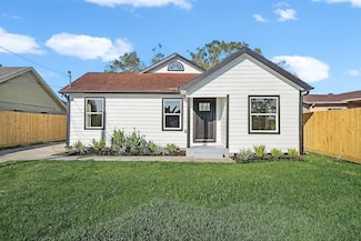 6305 Gay St, Houston, TX 77022