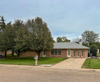 916 N 14th St, Burlington, CO 80807