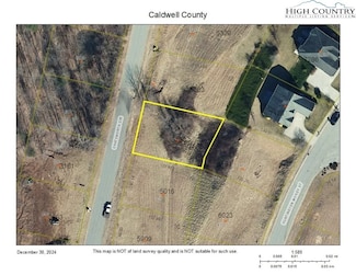 749 SE Chatsworth St, Lenoir, NC 28645
