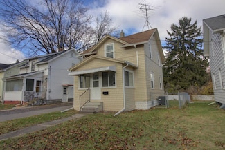 1402 E North St, Jackson, MI 49202