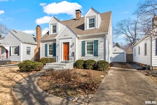 2016 S Whittier Ave, Springfield, IL 62704