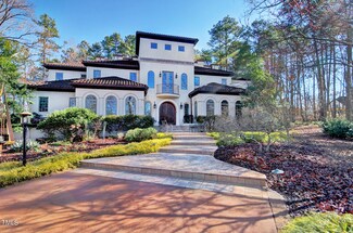102 Flagstone Ct, Chapel Hill, NC 27517