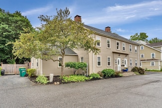 27 Water St, Concord, MA 01742
