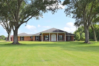 17647 Wise Rd, Winnie, TX 77665