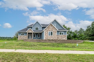 2430 Ulrich Ln, Stevensville, MI 49127