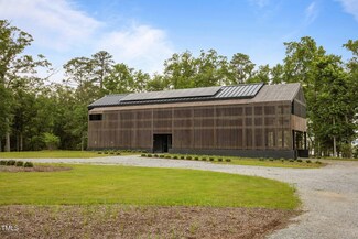 4725 Creeks Junction Rd, Blounts Creek, NC 27814