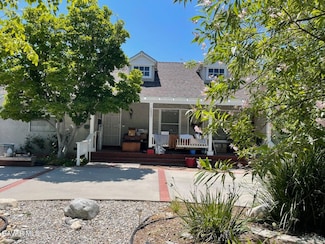 5827 Corbin Ave, Tarzana, CA 91356