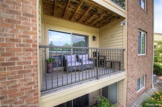 2635 Greenstone Blvd Unit 508, Auburn Hills, MI 48326