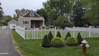 2061 Morrow Ave, Schenectady, NY 12309
