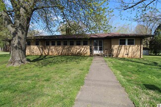 202 Fairlane Dr, Mayfield, KY 42066