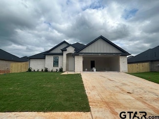 246 August Dr, Bullard, TX 75757