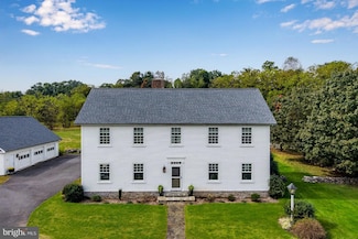 111 N Old Stonehouse Rd, Carlisle, PA 17015