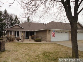 1096 Serene Ct, Saint Paul, MN 55126