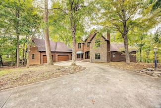 3712 E Devonshire Ln, Bloomington, IN 47408