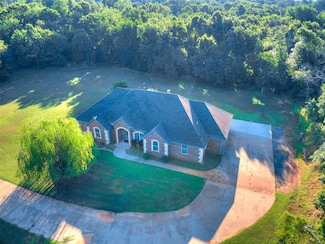3725 Indian Point Cir, Norman, OK 73026