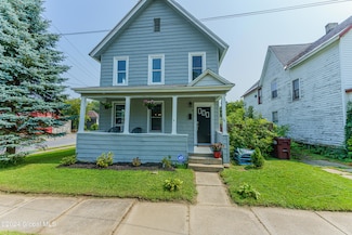 34 Willow St, Gloversville, NY 12078
