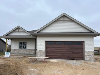 1310 Spahn Dr, Waunakee, WI 53597