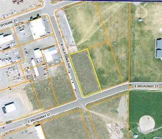 NKA Broadway, Pasco, WA 99301