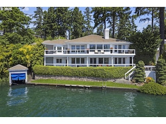 1308 Northshore Rd, Lake Oswego, OR 97034