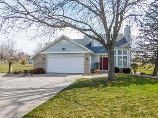 2355 N Spruce Dr, Bluffton, IN 46714