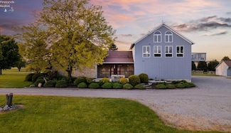 10412 Thomas Rd, Milan, OH 44846