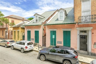 418 Burgundy St Unit 8, New Orleans, LA 70112