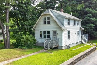 1178 Washington St, Walpole, MA 02081