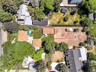 2520 E Murray Holladay Rd, Salt Lake City, UT 84117