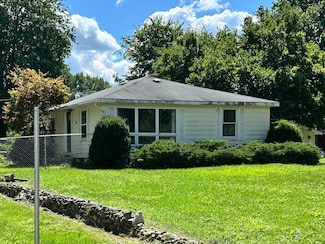 65835 Gridley Rd, Hartford, MI 49057