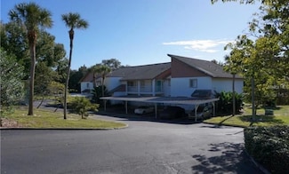 202 Country Ln NE Unit 202, Winter Haven, FL 33881