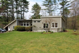 1435 Gilbertville Rd, New Braintree, MA 01531