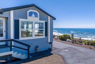 4875 N Hwy 101 Unit 22, Depoebay, OR 97341