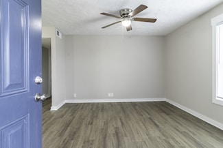 109 Kingsridge Dr, La Vergne, TN 37086