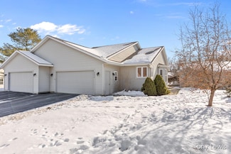 2634 Hillandale Dr NW Unit 29, Grand Rapids, MI 49534