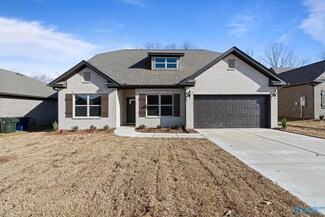 186 Saddle St, New Market, AL 35761