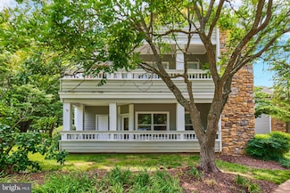 13060 Autumn Woods Way Unit 101, Fairfax, VA 22033