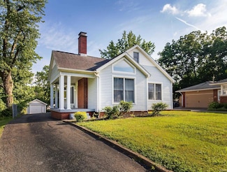16 W Camp Ground Rd, Evansville, IN 47710
