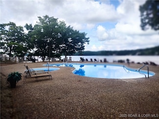 2500 Bay Point Ln Unit 342, Osage Beach, MO 65065
