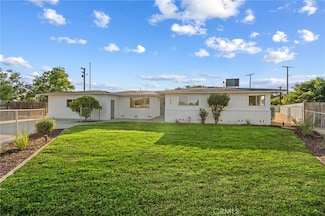 11348 Fern Ln, Hanford, CA 93230