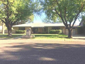 1519 E Guerrero St, Laredo, TX 78040