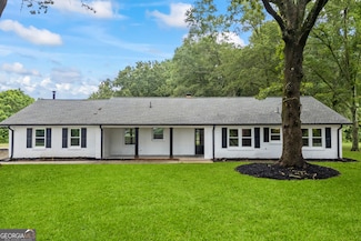 1180 Treadwell Bridge Rd, Statham, GA 30666