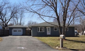 324 Rosalind Rd, Rochelle, IL 61068