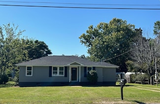 1914 W Oakland Ave, Sumter, SC 29150