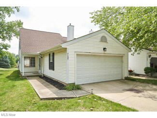 7137 W Cross Creek Trail Unit 7137, Brecksville, OH 44141