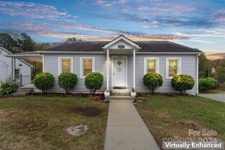 637 Brookwood Dr, Mooresville, NC 28115