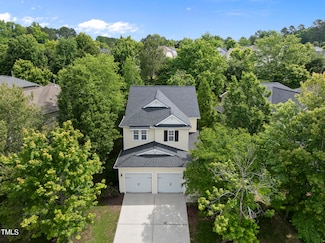 3033 Remington Oaks Cir, Cary, NC 27519