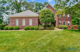 8778 Oak Hollow Rd, Sylvania, OH 43560