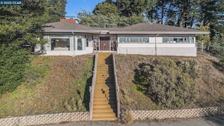 13460 Skyline Blvd, Oakland, CA 94619